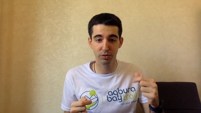 Нужно ли начинающему бегуну делать ускорения? ?♂️ Ответы на вопросы #27 | Pedro Vizuete смотреть онлайн