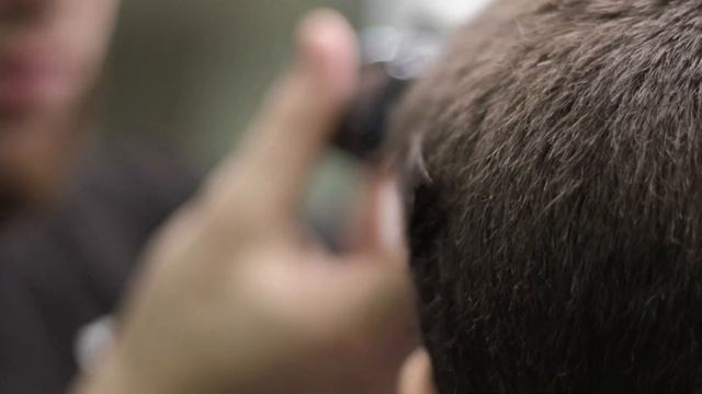 Barbershop Men's Club, ЛУЧШИЕ СТРИЖКИ В НАШЕМ ГОРОДЕ! Ждем Вас по адресу Карла Маркса 33/15 смотреть онлайн