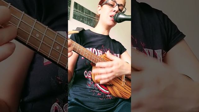 The Cure - Friday I'm In Love (Ukulele Cover) Irene Martins смотреть онлайн