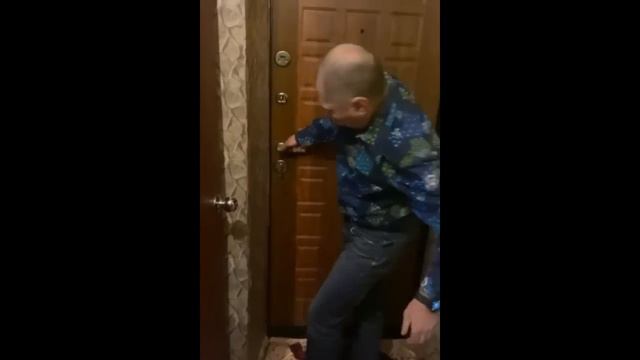 ТАНЯ МОНГОЛА ВТАЩИЛА ИРИШКЕ ЧИКИ ПИКИ _ ОЛЕГ МОНГОЛ ПРОГНАЛ БЕЗУМНОГО ПАШКУ смотреть онлайн