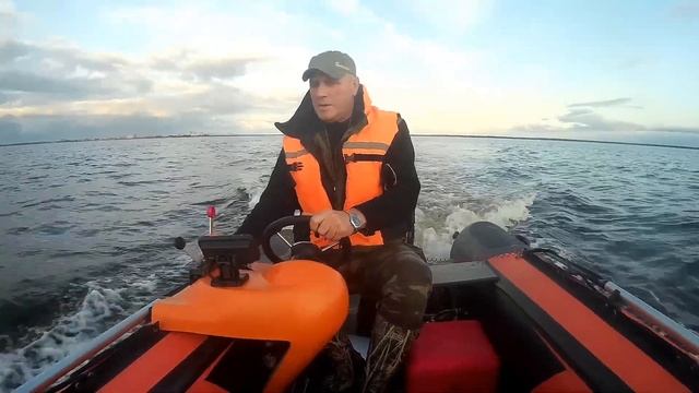 риб Навигатор 380R pro - Yamaha 9,9 + дистанция. Моменты с первых испытаний. смотреть онлайн