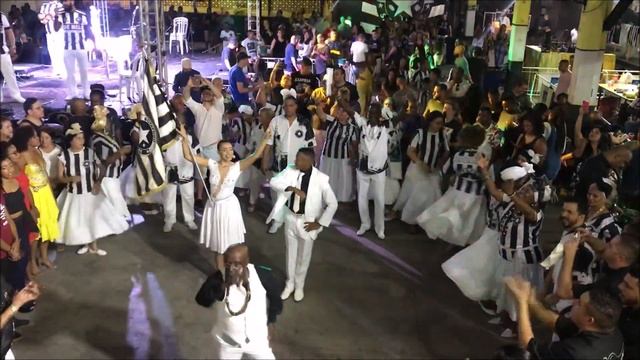 1º casal de mestre-sala e porta-bandeira do Botafogo Samba Clube смотреть онлайн