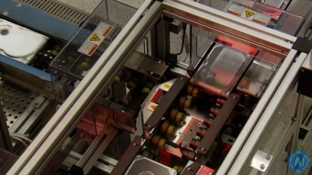 The Biggest Hard Drives Ever! - Future HAMR HDD Technology смотреть онлайн