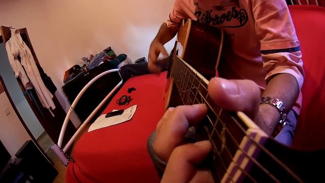 tripod monkey guitar смотреть онлайн
