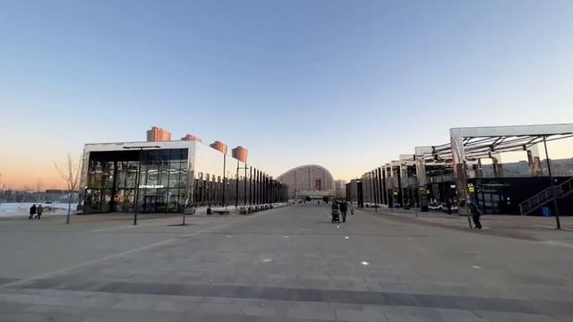 НАМ НУЖНО УЛЕТАТЬ, А Я НЕ ХОЧУ / Кореш и DILBLIN смотреть онлайн