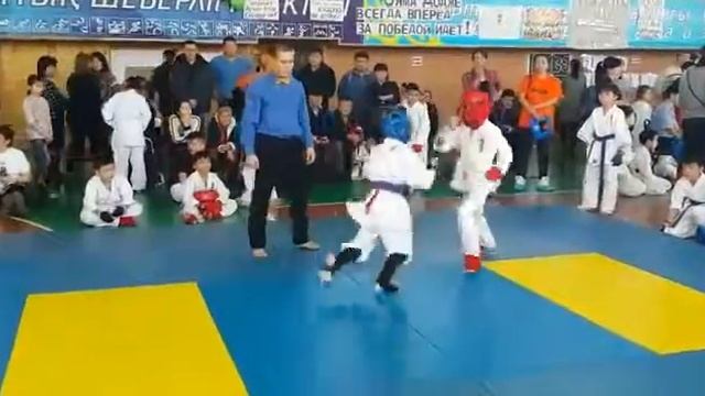 Ердаулет Нурадин, Открытый городской турнир по киокушинкай каратэ, г. Уральск, 26.02.2017 г. смотреть онлайн
