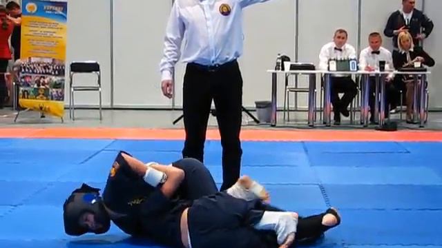 Horting. Internationale kinderen sporttoernooi in het hoofdstuk concurrentie Outright en Vorm. смотреть онлайн