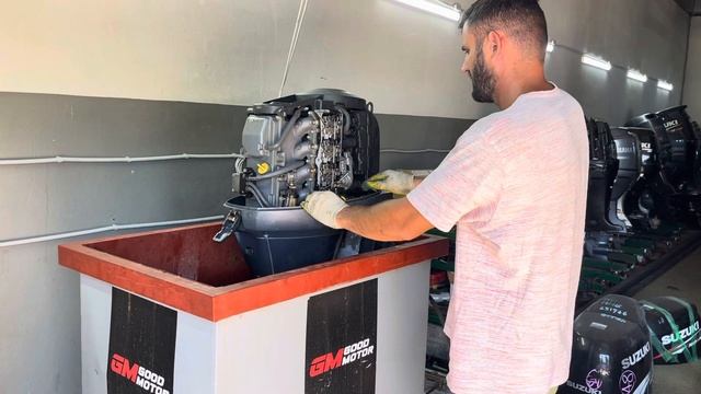 Yamaha F50 смотреть онлайн