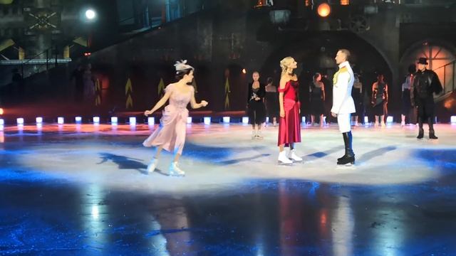 Евгения Медведева, Оксана Домнина, Роман Костомаров в шоу Анна Каренина Ильи Авербуха. смотреть онлайн