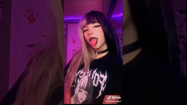 VAMPIRE GIRLS (TIK TOK COMPILATION) смотреть онлайн