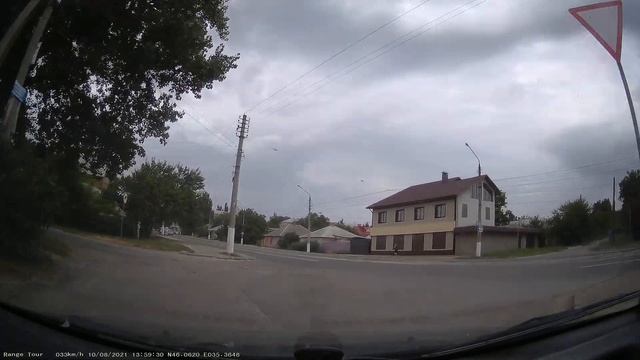 Луганск, ул. Старых Большевиков, Корвис. 2021/08/10 смотреть онлайн