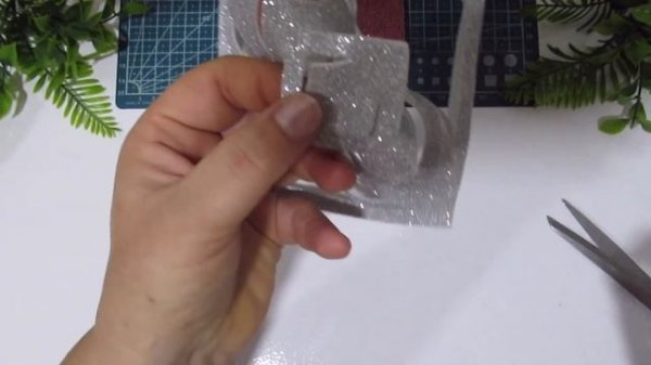 Decoración navideña. / New Year crafts. DIY / Большие Снежинки из фоамирана.