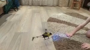 Вертолет на пульт управлении \ Helicopter on the control panel