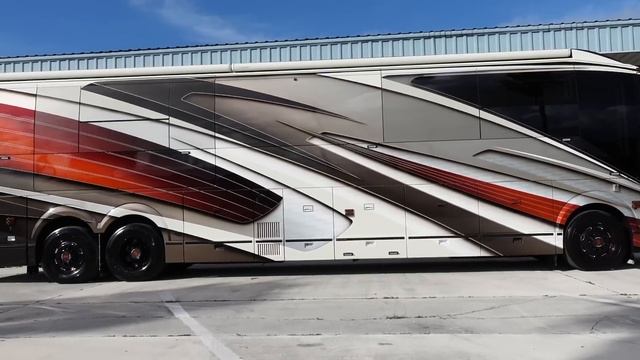 The Most Expensive Motorcoach in the World! 2023 Liberty Coach Artist Series смотреть онлайн