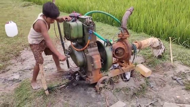 Water Pumps Kirloskar diesel engine in machine Startup hp8, hp5 смотреть онлайн