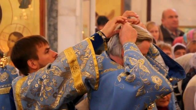 Божественная литургия в соборе Рождества Пресвятой Богородицы Коренной пустыни (25.09.2017) смотреть онлайн