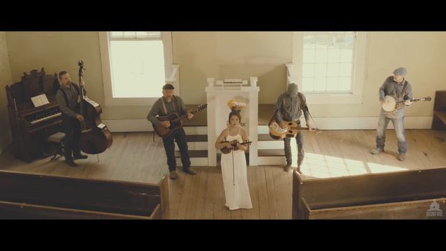 Wilson Banjo Co. - Ain't No Grave