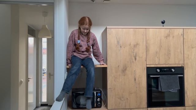 Хранение обуви и верхней одежды. Бытовая химия и всё для уборки. Дом для собак. Порядок в саду. смотреть онлайн