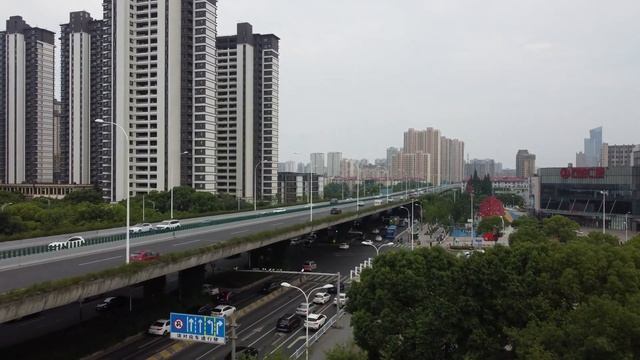 Wuxi, Jiangsu, China.Уси  无锡 (6500000)