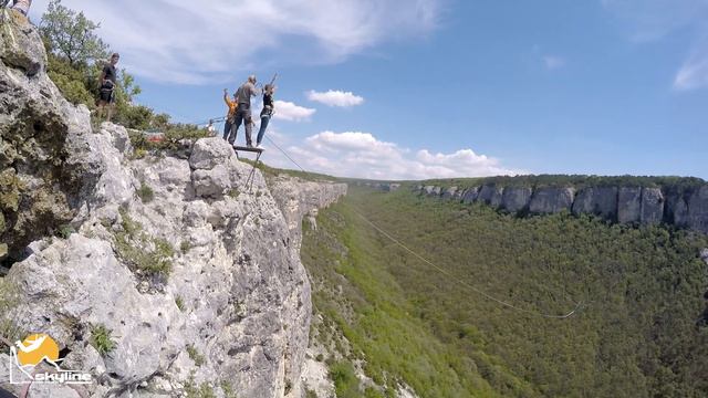 Лера Змеиное Ущелье роупджампинг в Крыму с командой Скайлайн смотреть онлайн