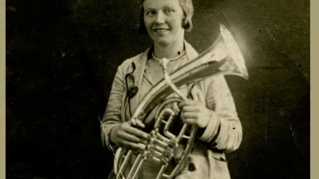 Листая страницы альбома 1930 1939 смотреть онлайн