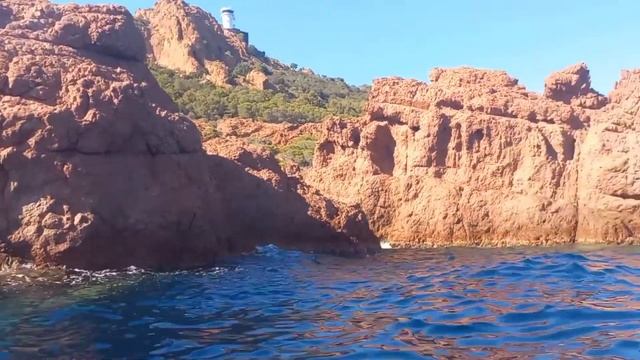 ??Petit Tour En Kayak Au Bord Des Magnifiques Criques Du Dramont ??