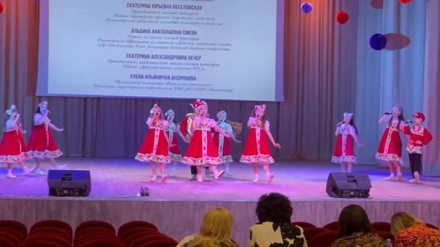 "Пых, пых, самовар", ансамбль ЛЯ-ФА-МИШКИ, ДВС "Звонче!" смотреть онлайн