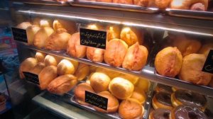 Иранская УЛИЧНАЯ Еда / Тегеранский БОЛЬШОЙ Базар / Уличная ЕДА в Тегеране...