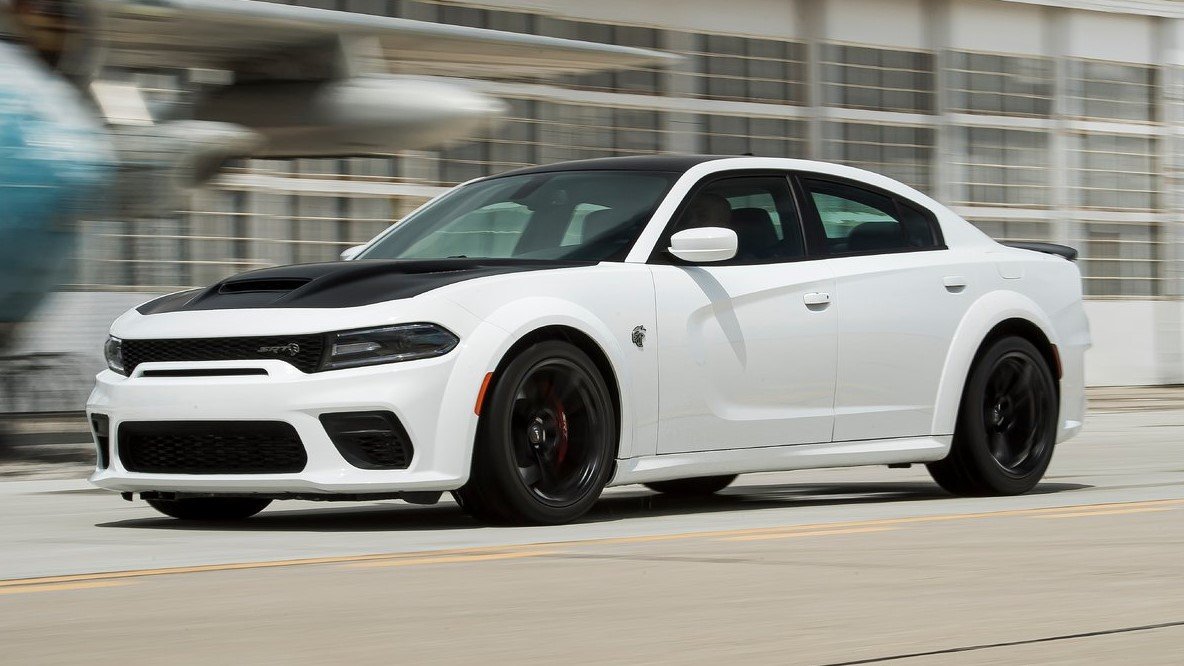 Dodge Charger SRT Hellcat - 2023 смотреть онлайн