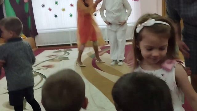 Осенний утренник в детском саду ??☔ смотреть онлайн