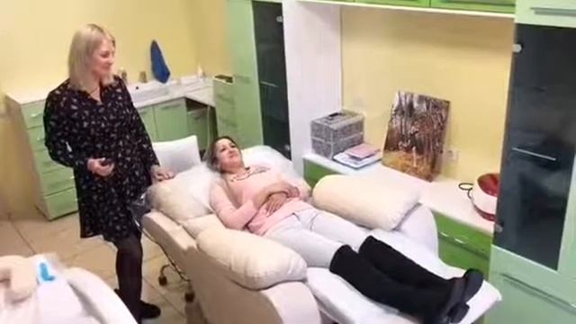 Пример работы кресла реклайнер с клиентом смотреть онлайн