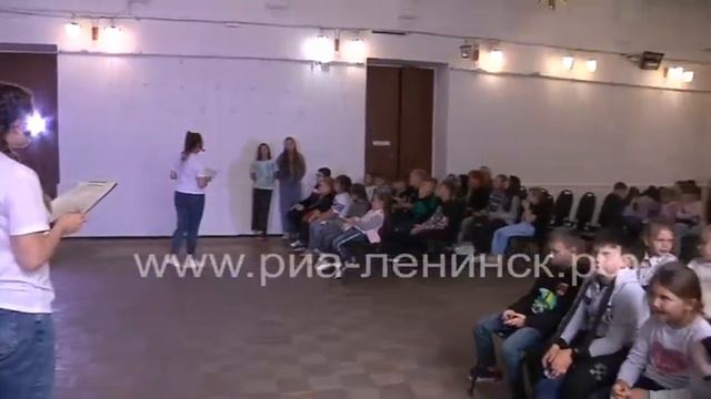 Школьный лагерь в ЦДК смотреть онлайн