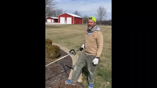 Liriope Seasonal Care смотреть онлайн