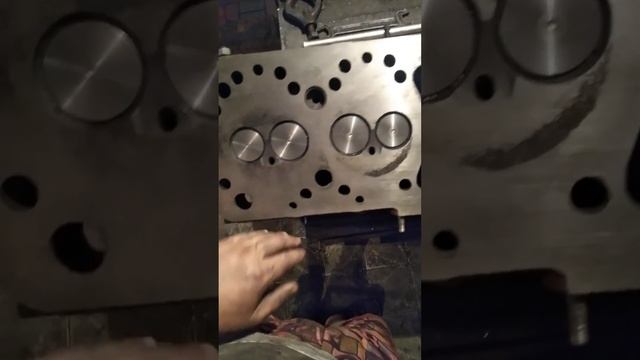 Ремонт головки двигателя СМД 22