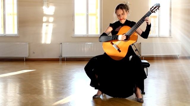 F. Tarrega, Fantasia La Traviata, performed by Tatyana Ryzhkova смотреть онлайн