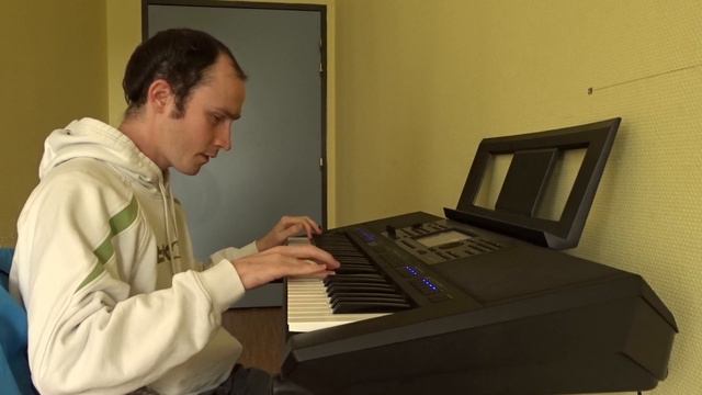 Coldplay - A Sky Full Of Stars Cover Played On Yamaha PSR-SX900 смотреть онлайн