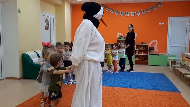 Развлечение "Прощание с елочкой" младшая группа смотреть онлайн