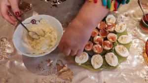 Фаршированные яйца и тарталетки..mp4