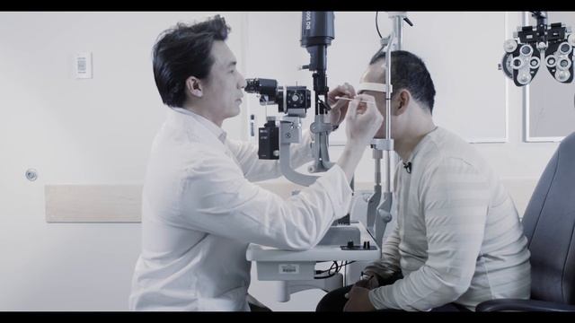 Ophthalmology: Lid Eversion Techniques #ubcmedicine смотреть онлайн