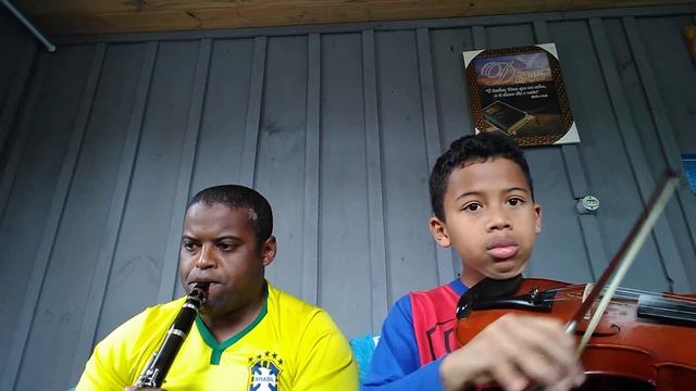 Clarinete e Violinos смотреть онлайн