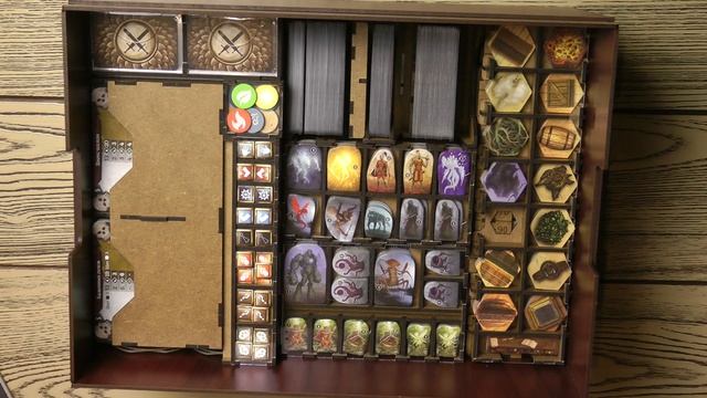 Gloomhaven. Мрачная гавань. Укладка игронайзера в большой бокс. смотреть онлайн