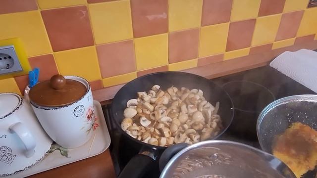 Все дело в коллагене, приготовить быстро, но вкусно, про одежду, как одеваются люди в Москве. смотреть онлайн