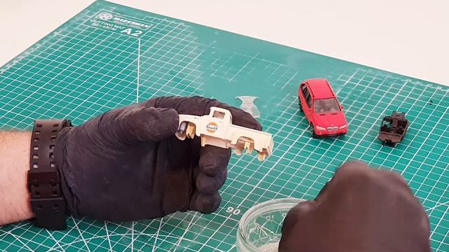 HOW TO Remove Decals from Your Diecast Model Cars смотреть онлайн