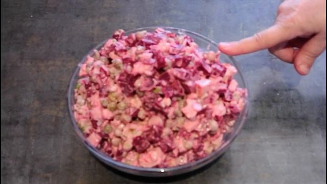 два салата со свеклой и куриным филе смотреть онлайн