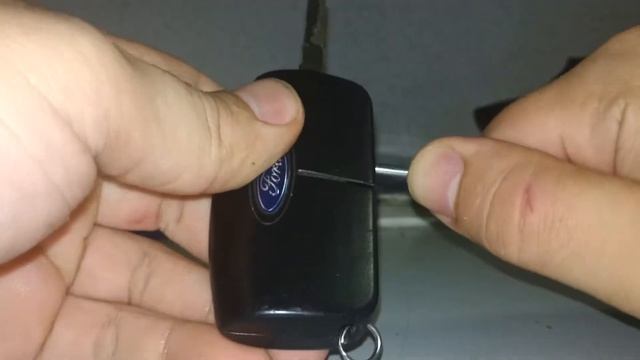 Как поменять батарейку на штатным ключе на форд мондео 4 смотреть онлайн