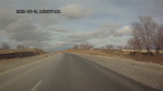 Трасса А3 Алматы-Усть-Каменогорск 18часть . Участок 15км от села Кабанбай и чуть дальше Ж.Балапанов смотреть онлайн