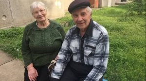 Бабушка рядышком с дедушкой. Детская песенка.