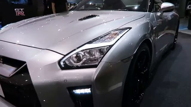 Nissan GT-R Track edition engineered by nismo 2017 смотреть онлайн