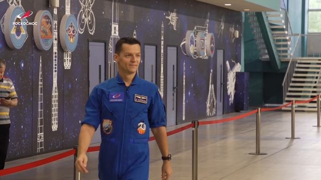 «Странно не мечтать стать космонавтом!» смотреть онлайн