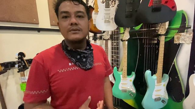 Belanja Alat Musik Di Jogja "Diana Musik" Bareng Channel @AnwarieChan17 смотреть онлайн